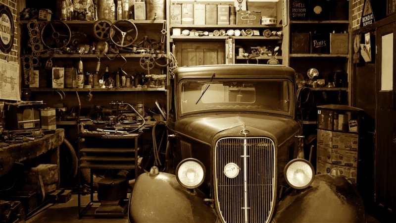 boutique-CHATEAUNEUF GRASSE-min_antique_auto_automobile_automotive_car_classic_equipment_fix-1169797